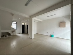 107 jalan bukit merah (D3), Shop House #447548091